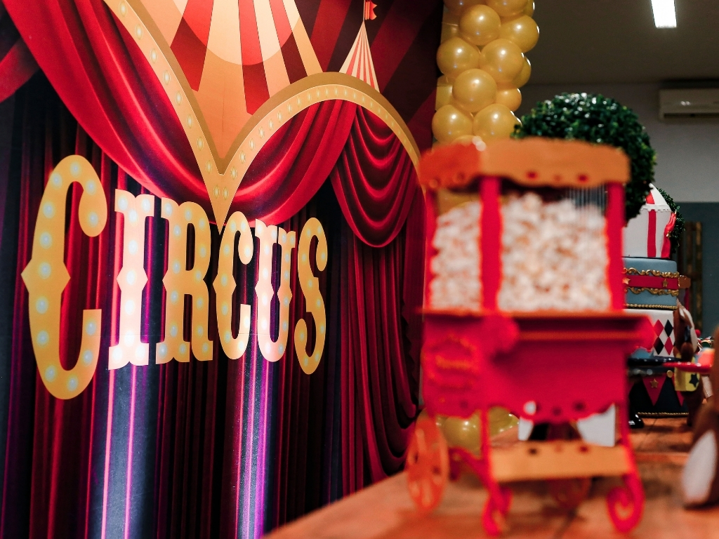 Love Boat Circus