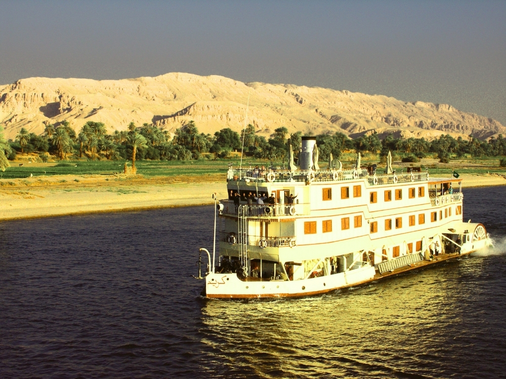 Love Boat On the Nile